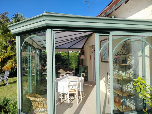 Maison Saint Avertin 6 pièce(s)108 m² avec véranda de 18m² et jardin paysager