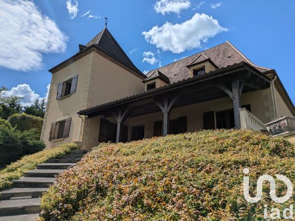 Maison 7 pièces de 175 m² à Saint-Cyprien (24220)