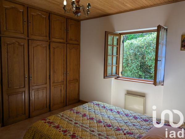 Maison 7 pièces de 175 m² à Saint-Cyprien (24220)