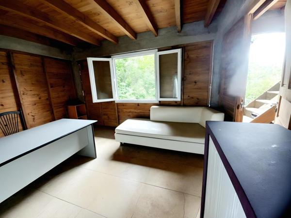 Maison T4 à vendre et son T2 SAINTE ANNE BURAT (971)