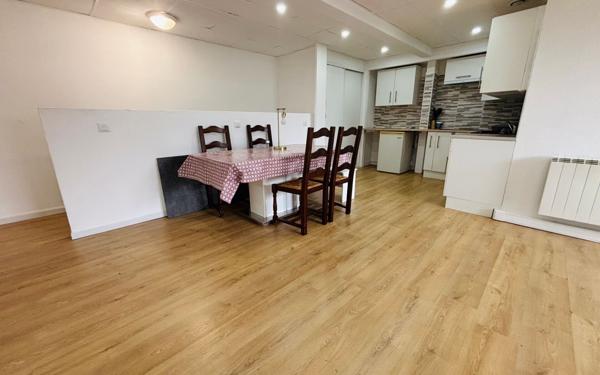 Maison à vendre    3 pièces • 160 m2 Saint-Quentin