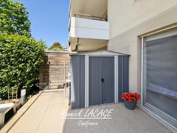 Appartement T3 en rez-de-jardin avec 108 m² d’extérieur, exposé Sud-Ouest, parking et résidence sécurisée MARSEILLE 13EME ARRONDISSEMENT (13)