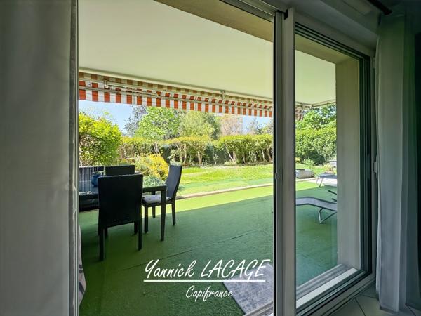 Appartement T3 en rez-de-jardin avec 108 m² d’extérieur, exposé Sud-Ouest, parking et résidence sécurisée MARSEILLE 13EME ARRONDISSEMENT (13)