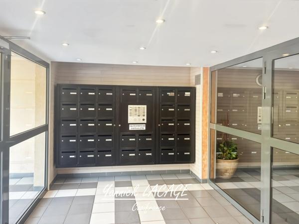 Appartement T3 en rez-de-jardin avec 108 m² d’extérieur, exposé Sud-Ouest, parking et résidence sécurisée MARSEILLE 13EME ARRONDISSEMENT (13)