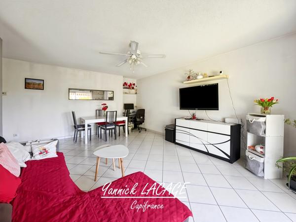 Appartement T3 en rez-de-jardin avec 108 m² d’extérieur, exposé Sud-Ouest, parking et résidence sécurisée MARSEILLE 13EME ARRONDISSEMENT (13)