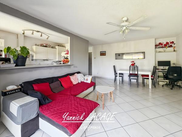 Appartement T3 en rez-de-jardin avec 108 m² d’extérieur, exposé Sud-Ouest, parking et résidence sécurisée MARSEILLE 13EME ARRONDISSEMENT (13)