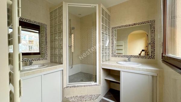 Appartement Lyon 5ème proche Point- du- jour- T5, rénové, cuisine US, 4 chambres, garage double, sans vis-à-vis.