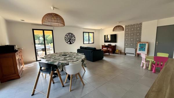 Maison de plain pied aux belles prestations