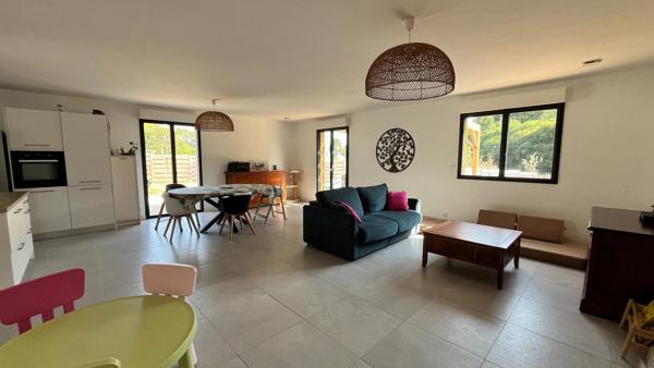 Maison de plain pied aux belles prestations