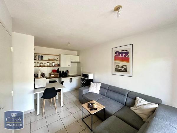 Appartement à louer 2 pièces 33.73m² Albi (81000)