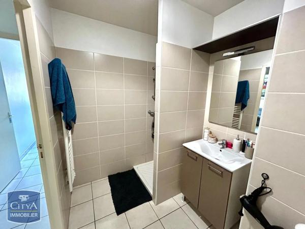 Appartement à louer 2 pièces 33.73m² Albi (81000)