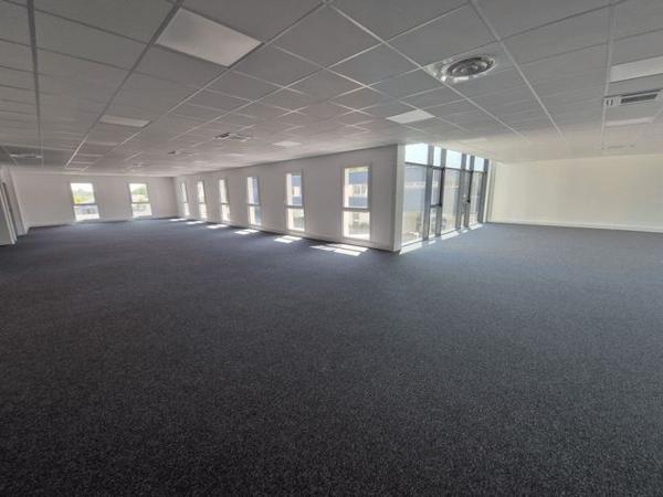 Local commercial 1 pièce T1 F1 239 m² à Chartres 26-28 BD DE LA COURTILLE 28000 à louer