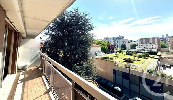 Appartement F5 à vendre  5 pièces - 105,28 m2 PARIS - 75012