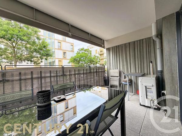 Appartement T2 à vendre  2 pièces - 42,75 m 2   SATHONAY CAMP  - 69