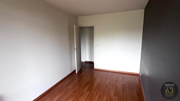 Beau et Lumineux Appartement T3 avec ascenseur, balcon/terrasse, cave et box.