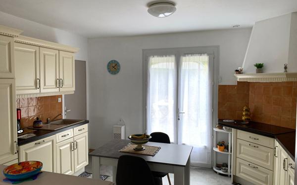 Maison à vendre    4 pièces • 85 m2 Cussac