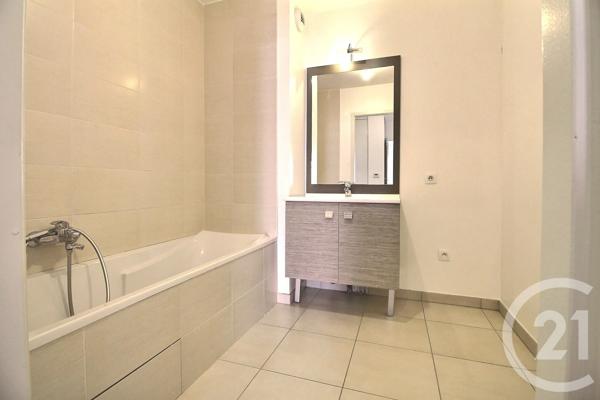 Appartement F3 à vendre  3 pièces - 58,56 m 2   EVIAN LES BAINS  - 74
