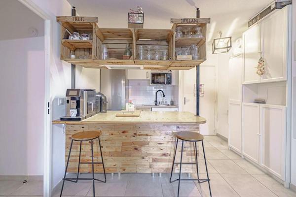 Appartement Le Castellet 2 pièce(s)  en rez de jardin 41.85 m2 avec parking en sous sol