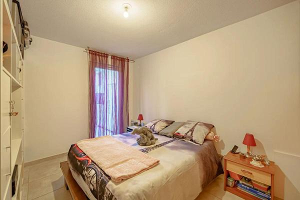 Appartement Le Castellet 2 pièce(s)  en rez de jardin 41.85 m2 avec parking en sous sol