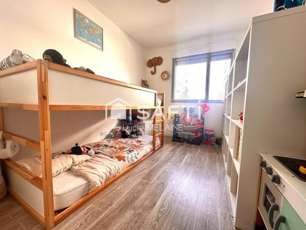 Duplex lumineux avec Terrasse sans vis à vis à Mérignac