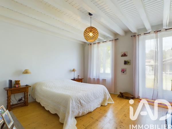 Maison à vendre 5 pièces 200,25 m² Salles