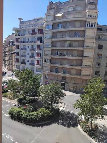 Appartement 3 pièces                                        - 38000 Grenoble Réf : 4254