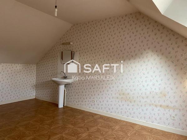 Maison de village avec grange et jardins