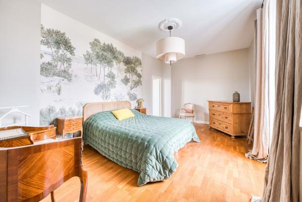 EXCEPTIONNEL DOMAINE DE CARACTÈRE AUX PORTES DE LA ROCHELLE