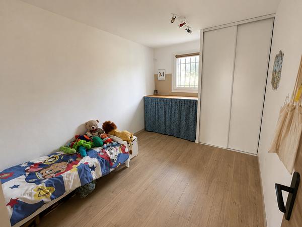 Villa T4 de 91 m²  avec piscine, dans le secteur recherché du Village du Soleil à Puyricard