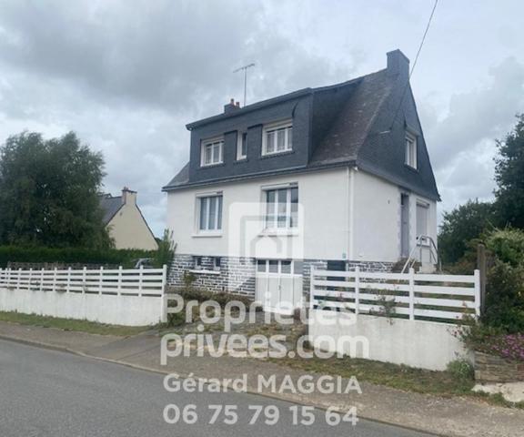 Maison  8 pièce(s) 128 m2 Saint Martin sur Oust