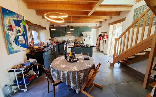 Maison à vendre    6 pièces •  Plestin-les-Grèves