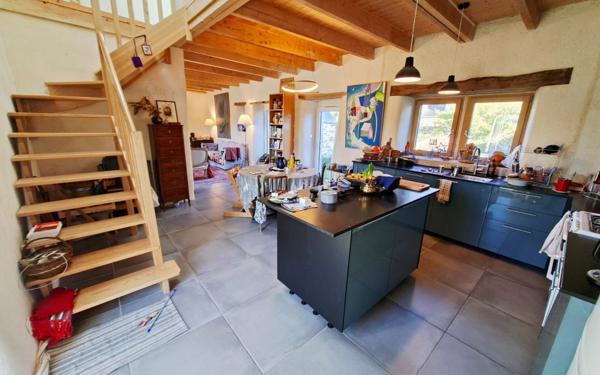 Maison à vendre    6 pièces •  Plestin-les-Grèves