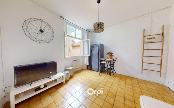 Appartement à vendre    1 pièce • 19,84 m2 Hyères