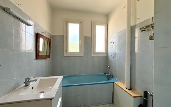 Appartement à vendre    3 pièces •  Ganges