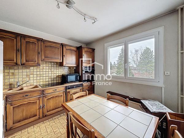 Appartement Oyonnax 3 pièce(s) 65.40 m2