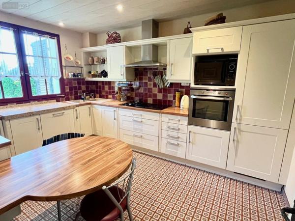 Maison individuelle à vendre à Challans en Vendée (85300), ref : 998/M/2357-85092