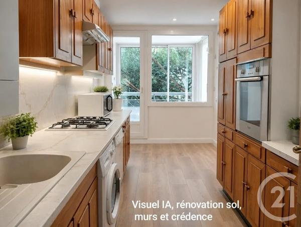 Appartement T3 à vendre  3 pièces - 70 m 2   FREJUS  - 83