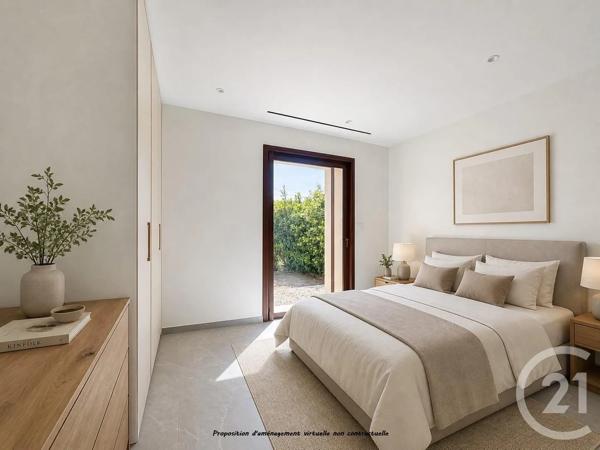 Maison à vendre  7 pièces - 182 m 2   LES ISSAMBRES  - 83