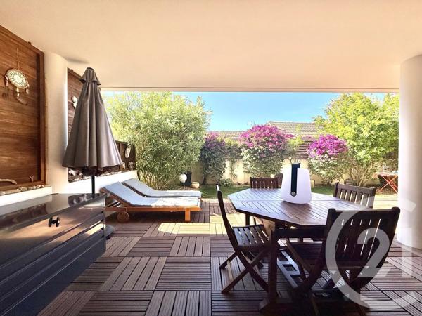 Appartement T3 à vendre  3 pièces - 65,34 m 2   BANDOL  - 83