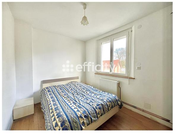 Maison
         4 pièces
        - 70 m²