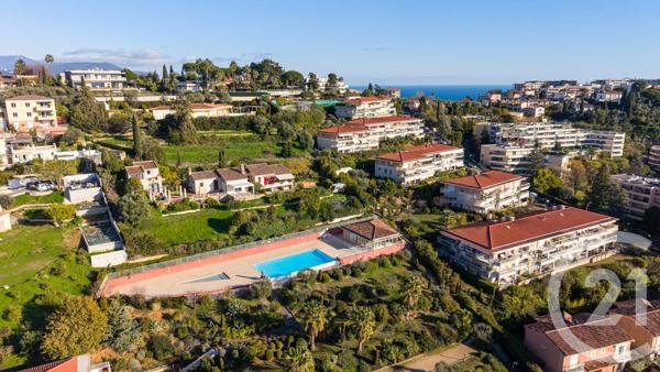 Appartement F2 à vendre  2 pièces - 41,07 m 2   NICE  - 06