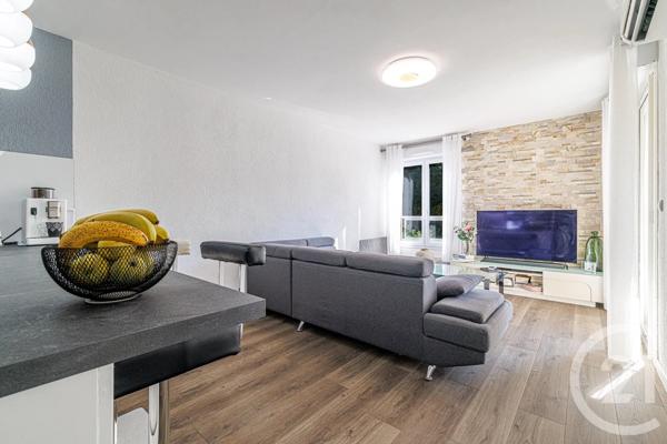 Appartement F2 à vendre  2 pièces - 41,07 m 2   NICE  - 06