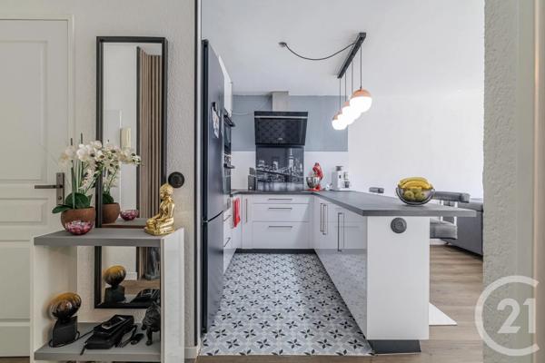 Appartement F2 à vendre  2 pièces - 41,07 m 2   NICE  - 06