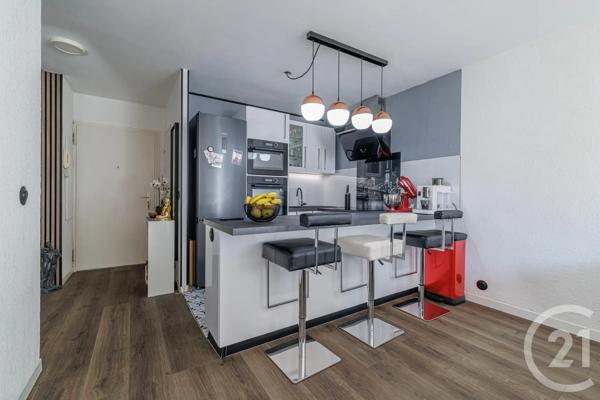 Appartement F2 à vendre  2 pièces - 41,07 m 2   NICE  - 06