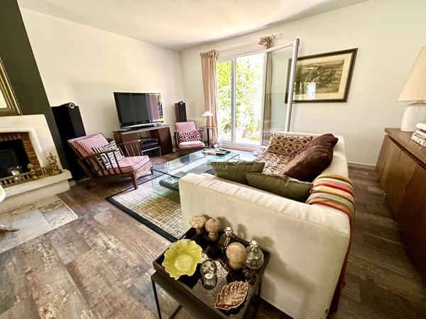 Maison Orgeval 5 pièce(s) 113 m2 €545 000 ** - Référence 8817