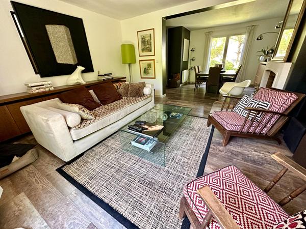 Maison Orgeval 5 pièce(s) 113 m2 €545 000 ** - Référence 8817