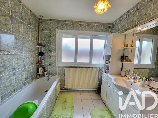 Maison à vendre 5 pièces 81 m² Châtellerault