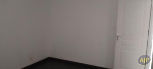 Location maison Authon Ebeon : 662 € - AJP Immobilier Saintes