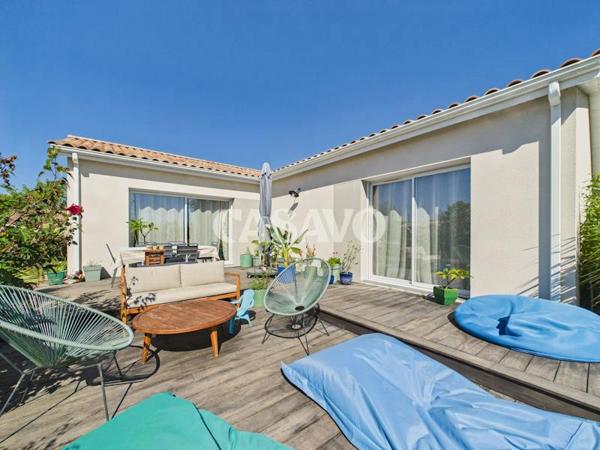 Vente Maison 4 pièces de 109m² - 33780 Soulac-sur-Mer