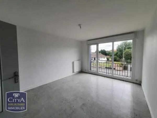 Appartement à louer 4 pièces 76m² Hirson (02500)